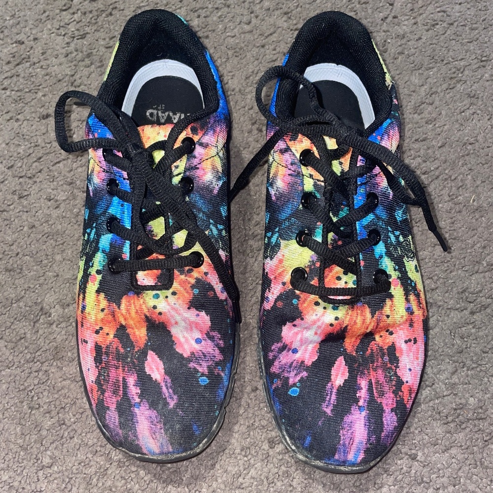 Paint splatter print sneakers